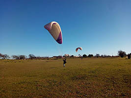 Cours de parapente en Algarve. Cours de parapente au sol